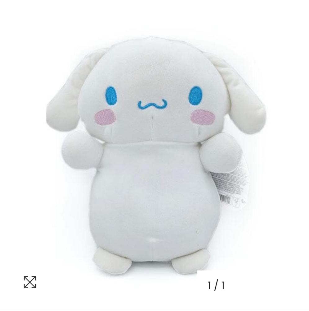 COPY - HugMee Cinnamoroll Squishmallow NWT 10"